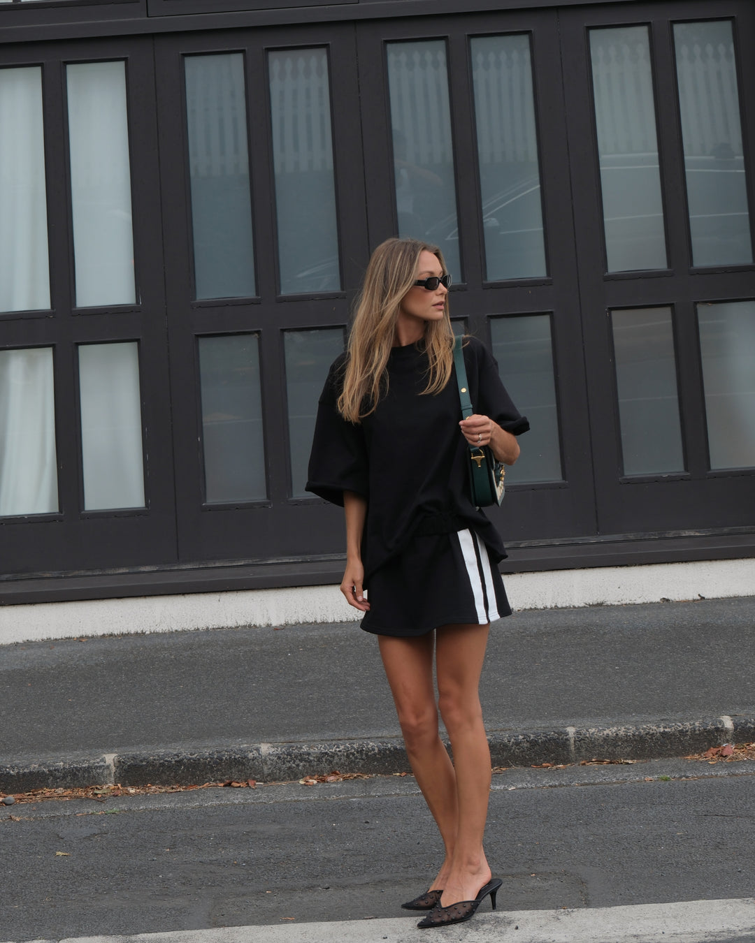 The Maya Mini Skirt / Black – Luna Lane