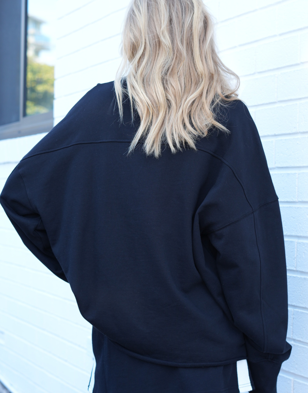 The Max Crew Neck / Black